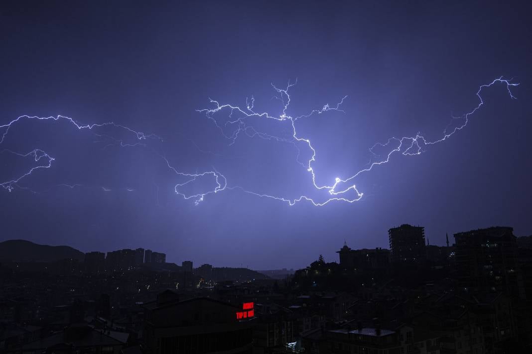 Ankara’da gece gündüze döndü 11